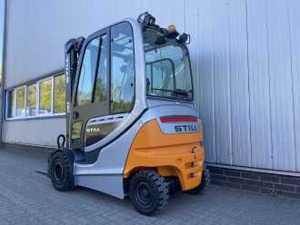 Muletto usato STILL RX60-25 | Batterie 2024 | Neue Bereifung ELEKTRO VIERRADFRONTSTAPLER (13044706)